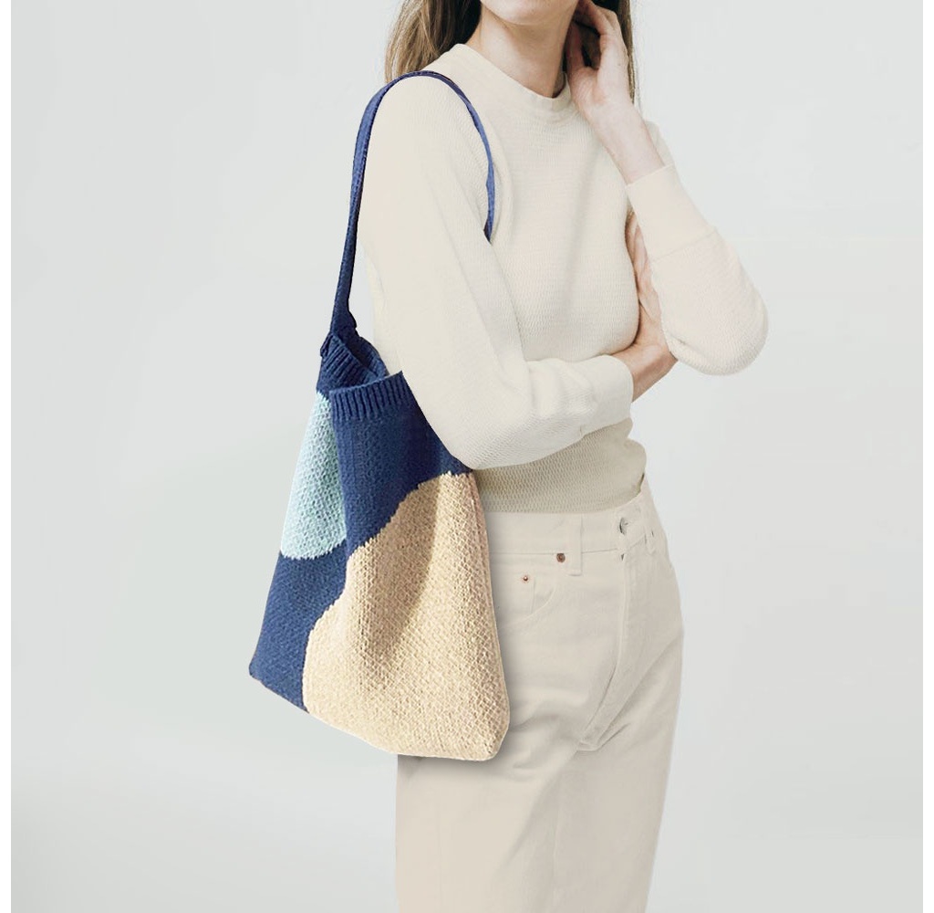 ayla_circles_knit-tote_2_1691243633